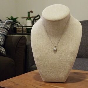 Gorgeous Sterling Silver Necklace - Cubic …